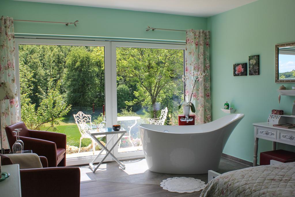 Hotel Haus Kallenberg Herbrechtingen Стая снимка