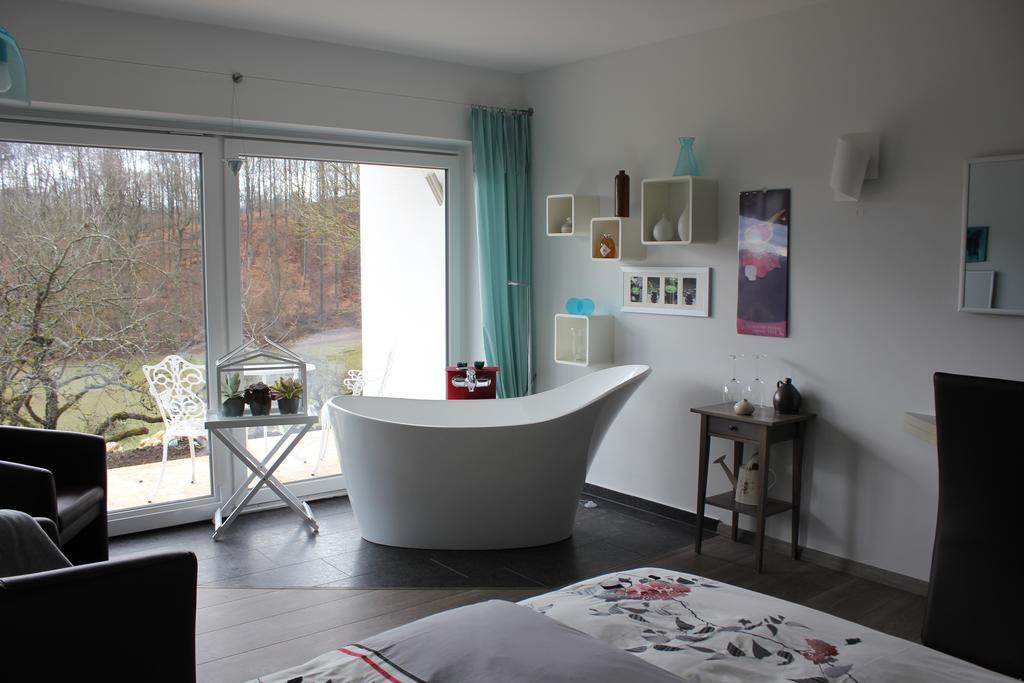 Hotel Haus Kallenberg Herbrechtingen Стая снимка