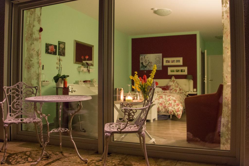 Hotel Haus Kallenberg Herbrechtingen Екстериор снимка