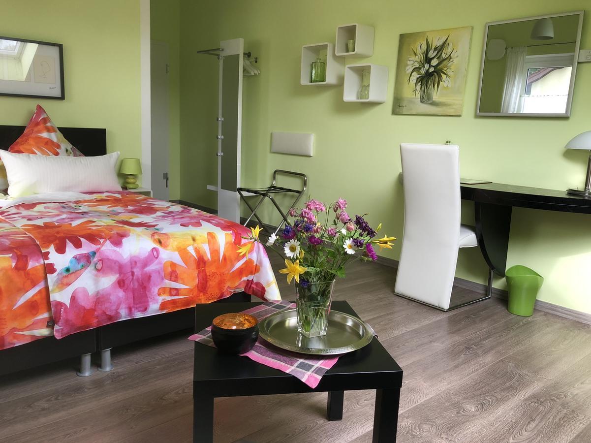 Hotel Haus Kallenberg Herbrechtingen Екстериор снимка