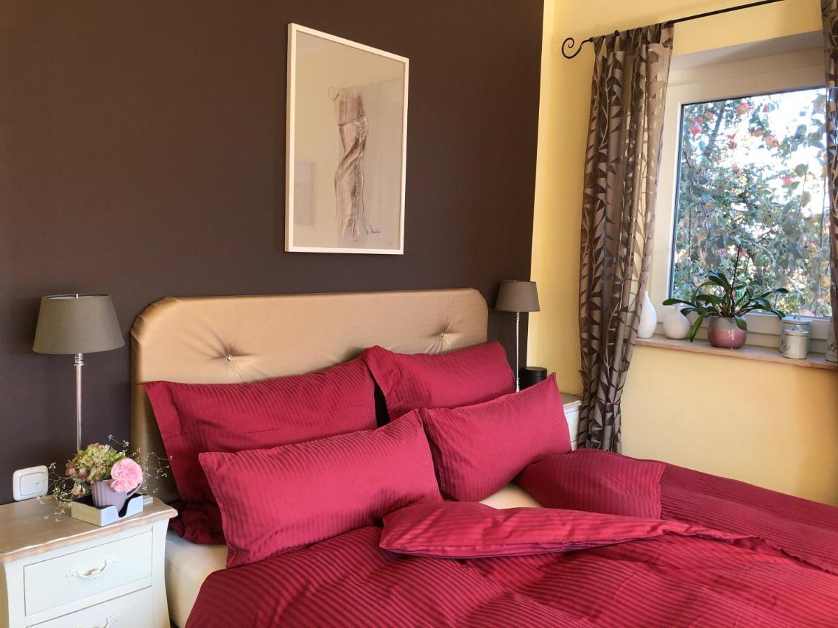 Hotel Haus Kallenberg Herbrechtingen Екстериор снимка